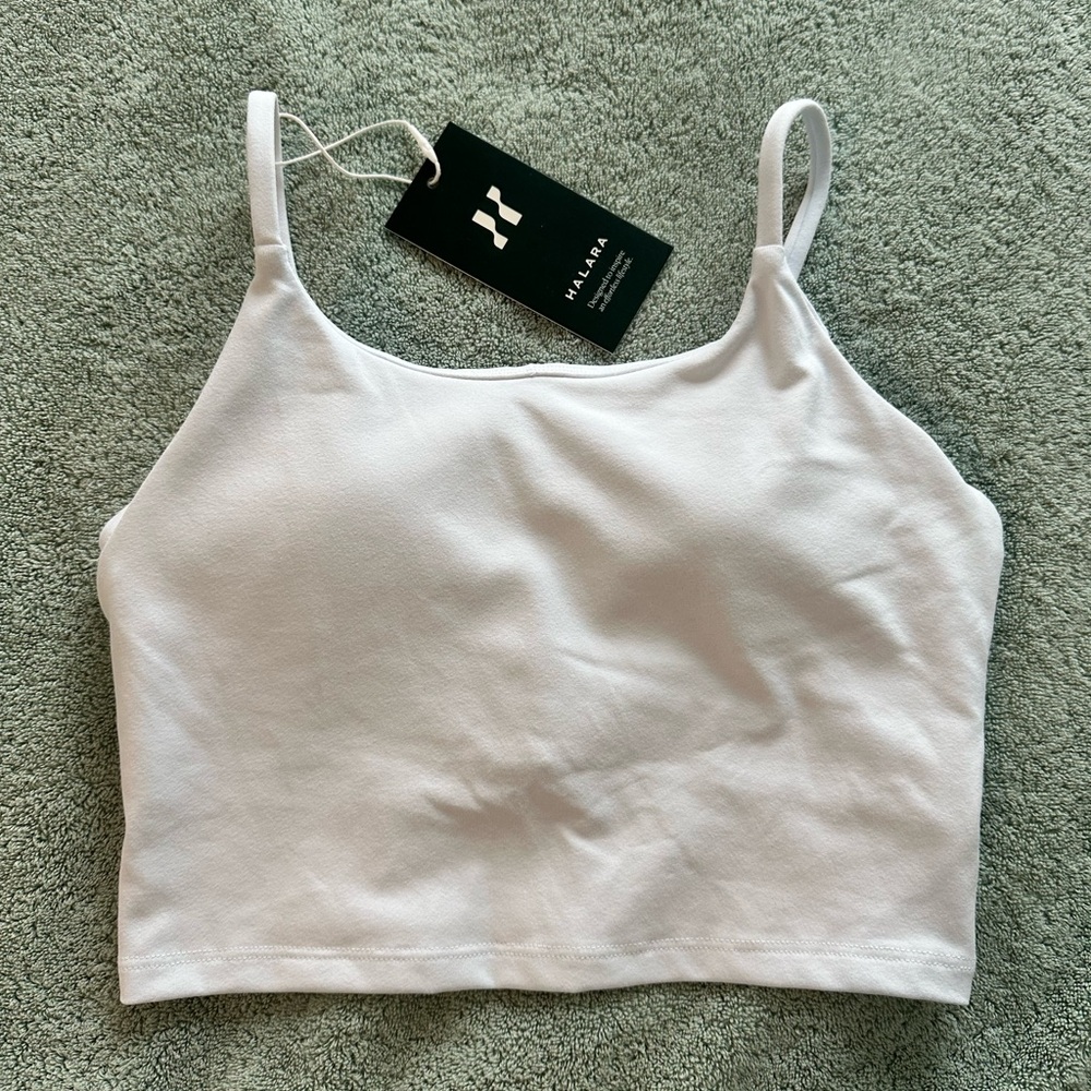 Halara Tank Top with inbuilt Bra